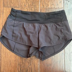 lululemon speed up 2.5 inch shorts